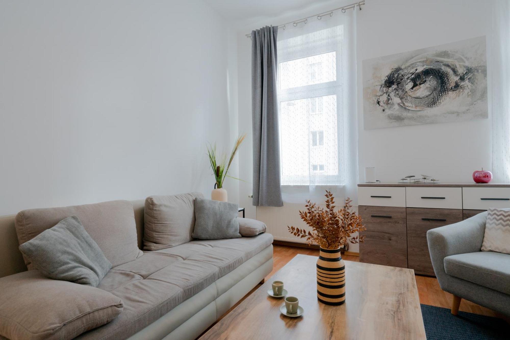 Bessemer - Charming Cottage With Garden Wenen Buitenkant foto
